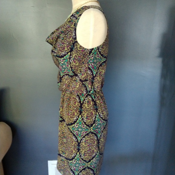 BR draped neck sleeveless dress - Picture 3 of 6